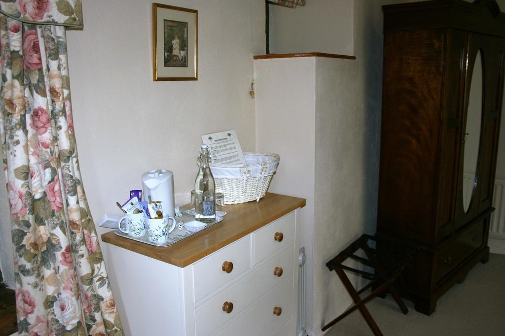 The Bark House Hotel Tiverton  Esterno foto